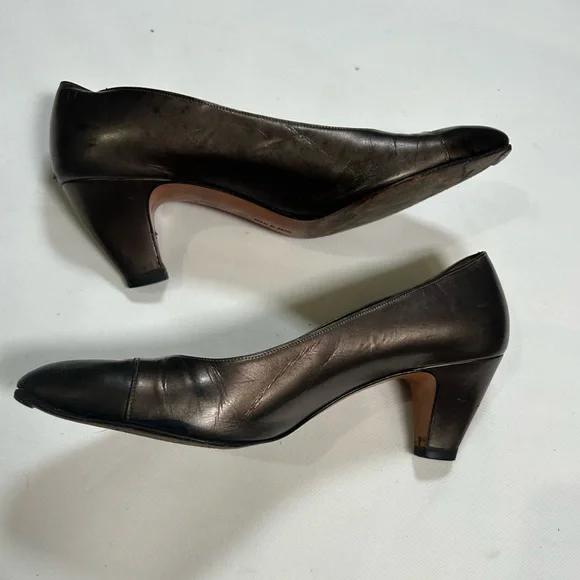 Vintage Salvatore Ferragamo two tone metallic pointed toe heels - Picture 6 of 10